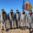 Люди в белом: очистка золотого песка Анапы от мазута продолжается - Газета Свет маяков